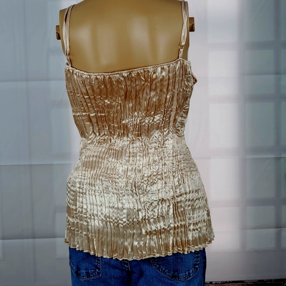 Shiny slinky gold top - Picture 2 of 2